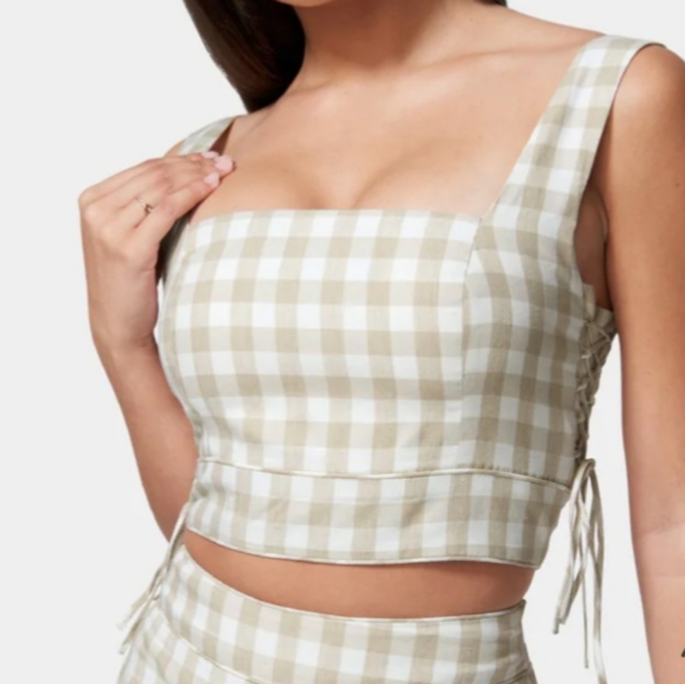 Bebe NWT side lace up crop top gingham size 10